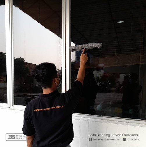 jasa membersihkan rumah setelah acara