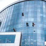 Jasa Pembersih Kaca Gedung Jakarta